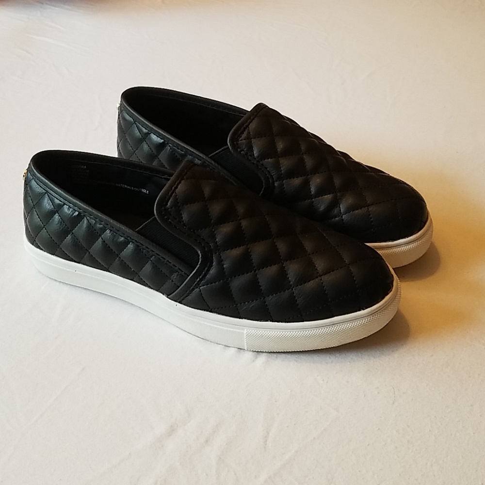 Guess black slip on fashion sneakers